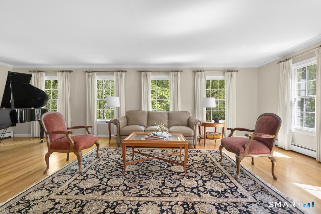 33 Topledge Road Redding, CT 06896 - Photo 12 of 36