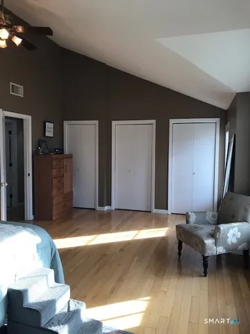 $575,000 | 14 Ivy Lane, Wethersfield, CT 06109