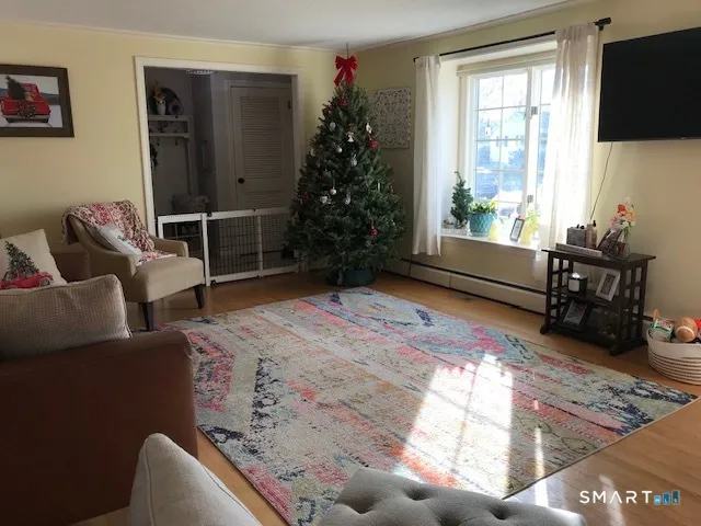 $575,000 | 14 Ivy Lane, Wethersfield, CT 06109