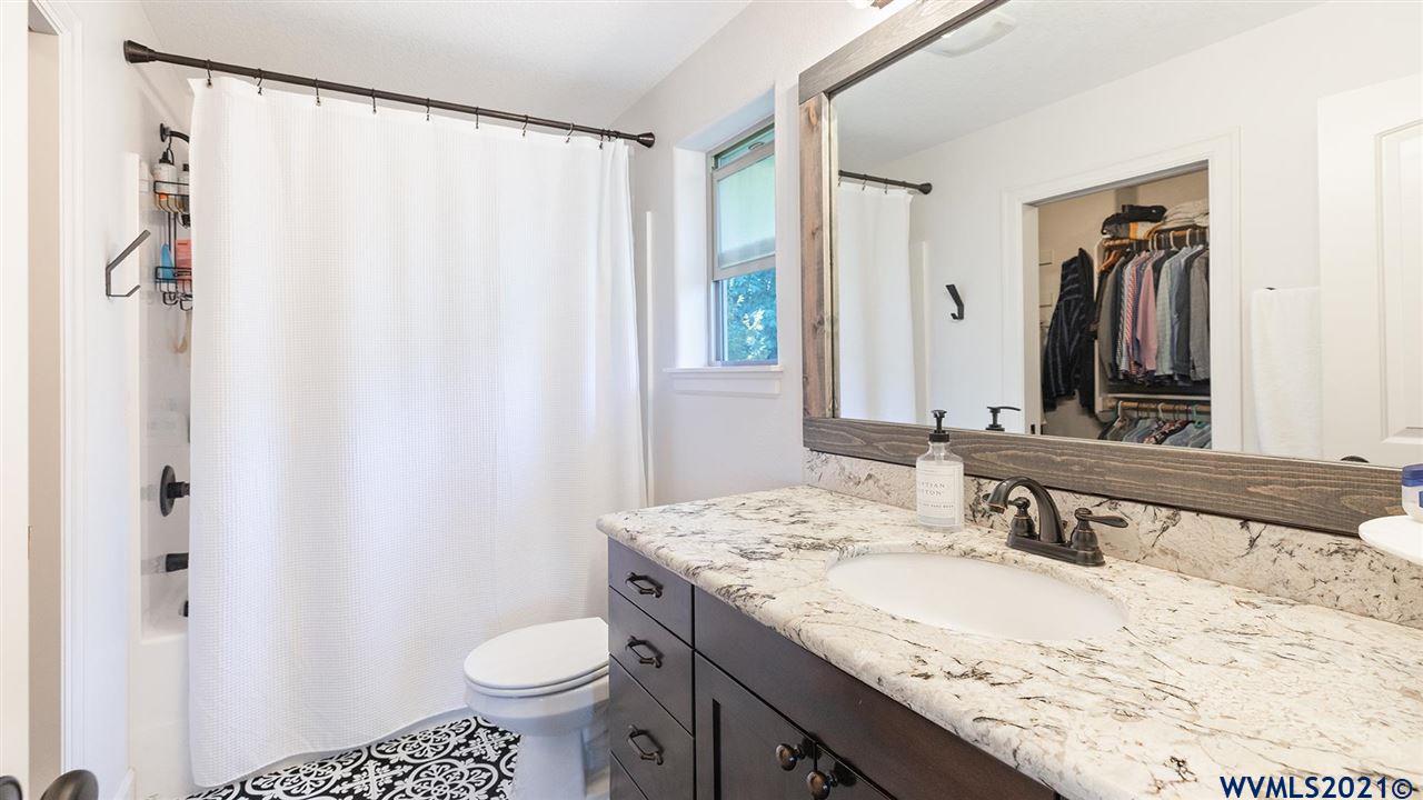 1249 Explorer Place Northeast Keizer, OR 97303 - Photo 24 of 38