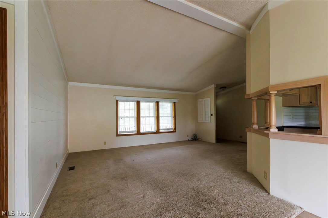 8582 Dundee Wilmot Road Northwest Dundee, OH 44624 - Photo 11 of 49