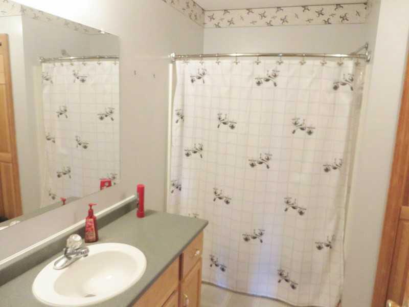 444 Kennebec Road Hampden, ME 04444 - Photo 18 of 25 Bathroom.
