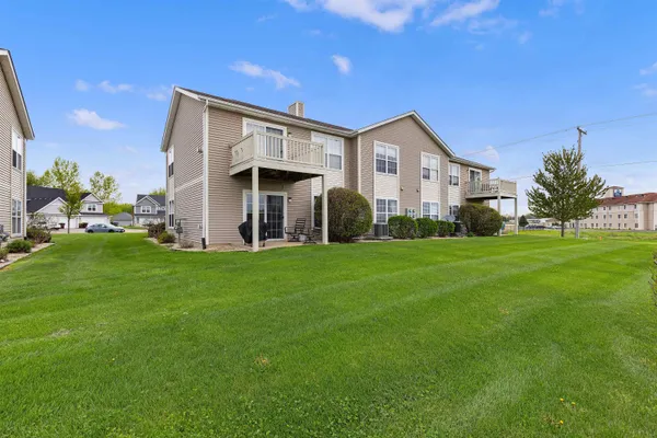 $179,900 | 15619 Sienna Drive, South Beloit, IL 61080