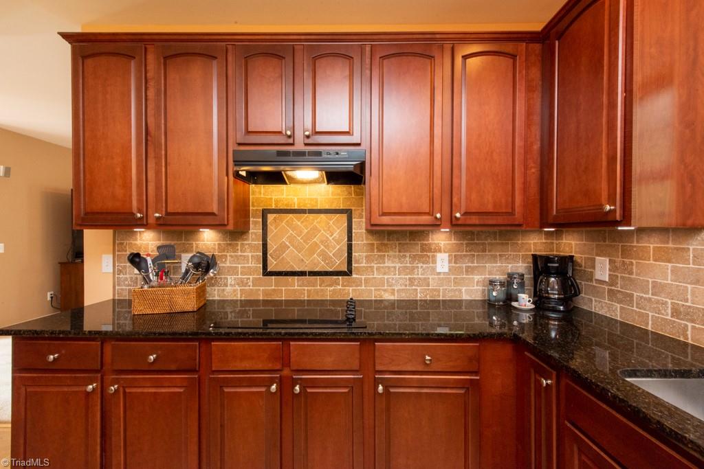 2969 Maple Branch Drive High Point, NC 27265 - Photo 15 of 50