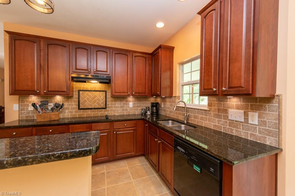 2969 Maple Branch Drive High Point, NC 27265 - Photo 18 of 50