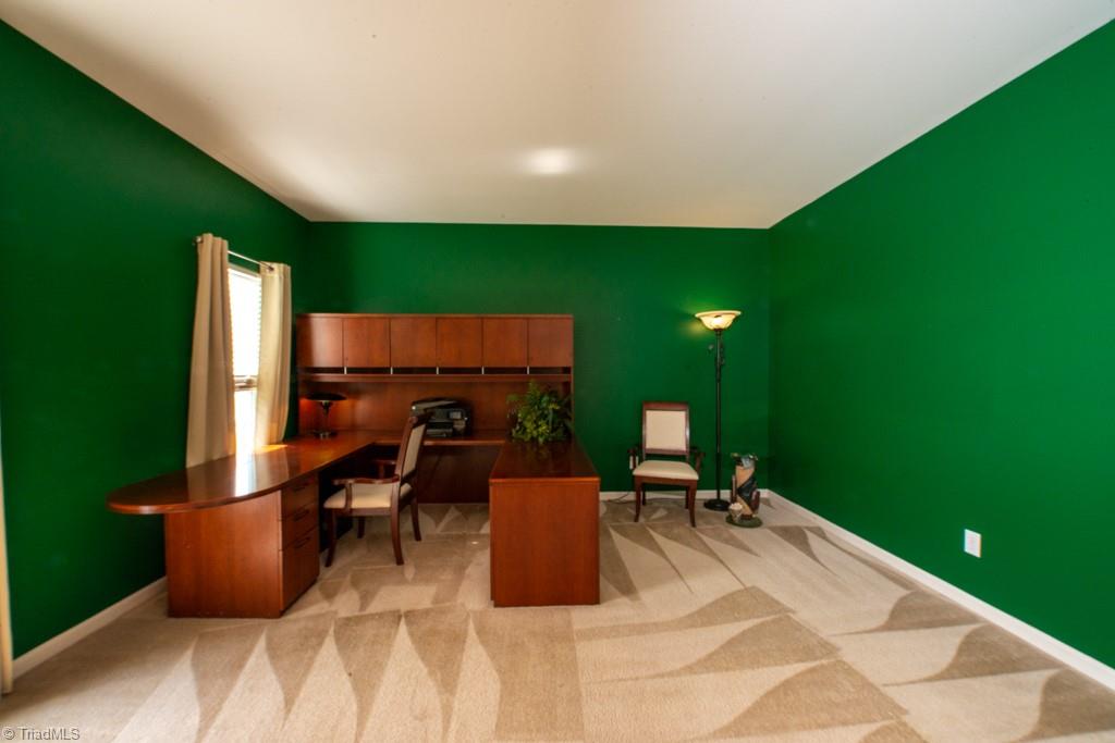 2969 Maple Branch Drive High Point, NC 27265 - Photo 9 of 50