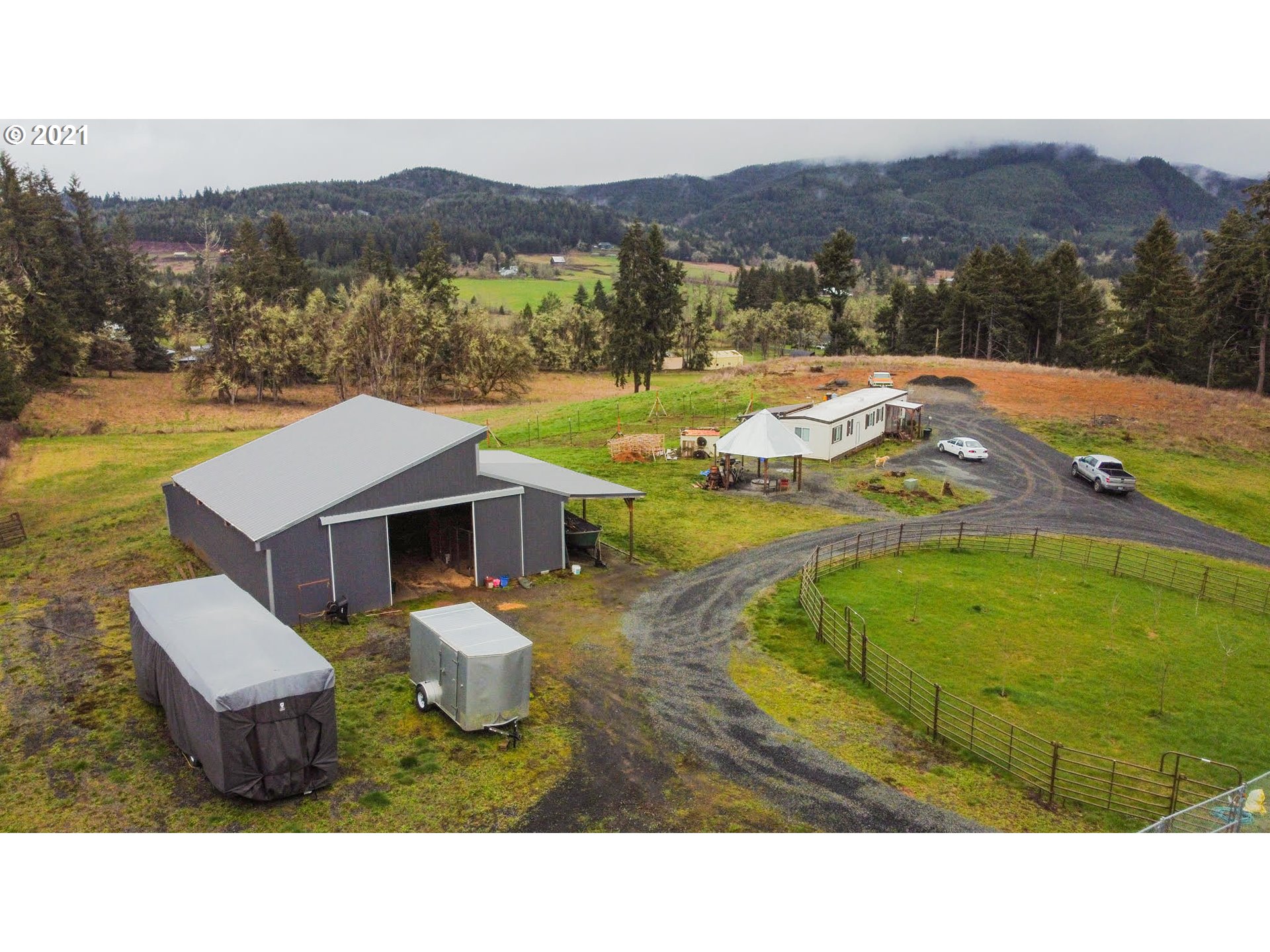 78558 Bryson Sears Road Cottage Grove, OR 97424 - Photo 5 of 20