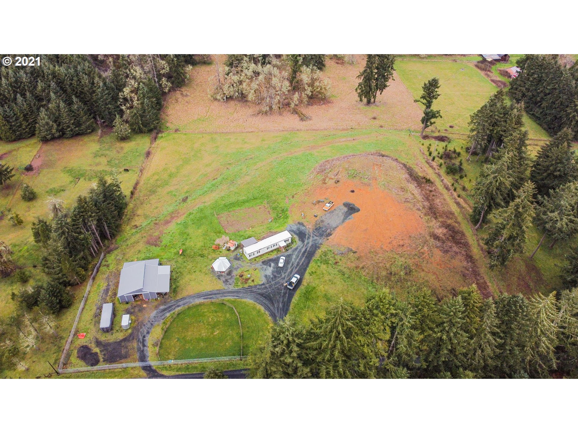 78558 Bryson Sears Road Cottage Grove, OR 97424 - Photo 7 of 20