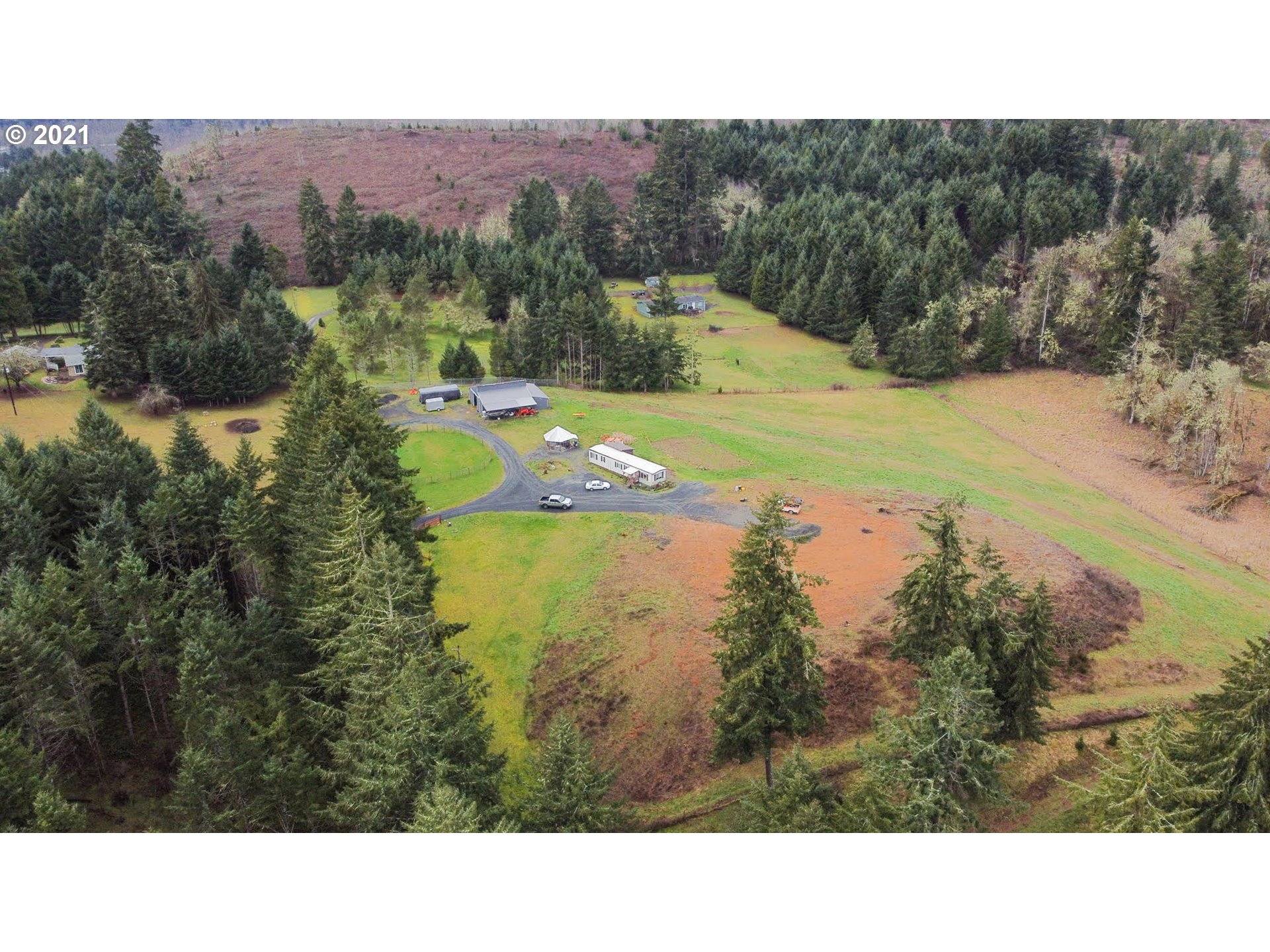 78558 Bryson Sears Road Cottage Grove, OR 97424 - Photo 8 of 20