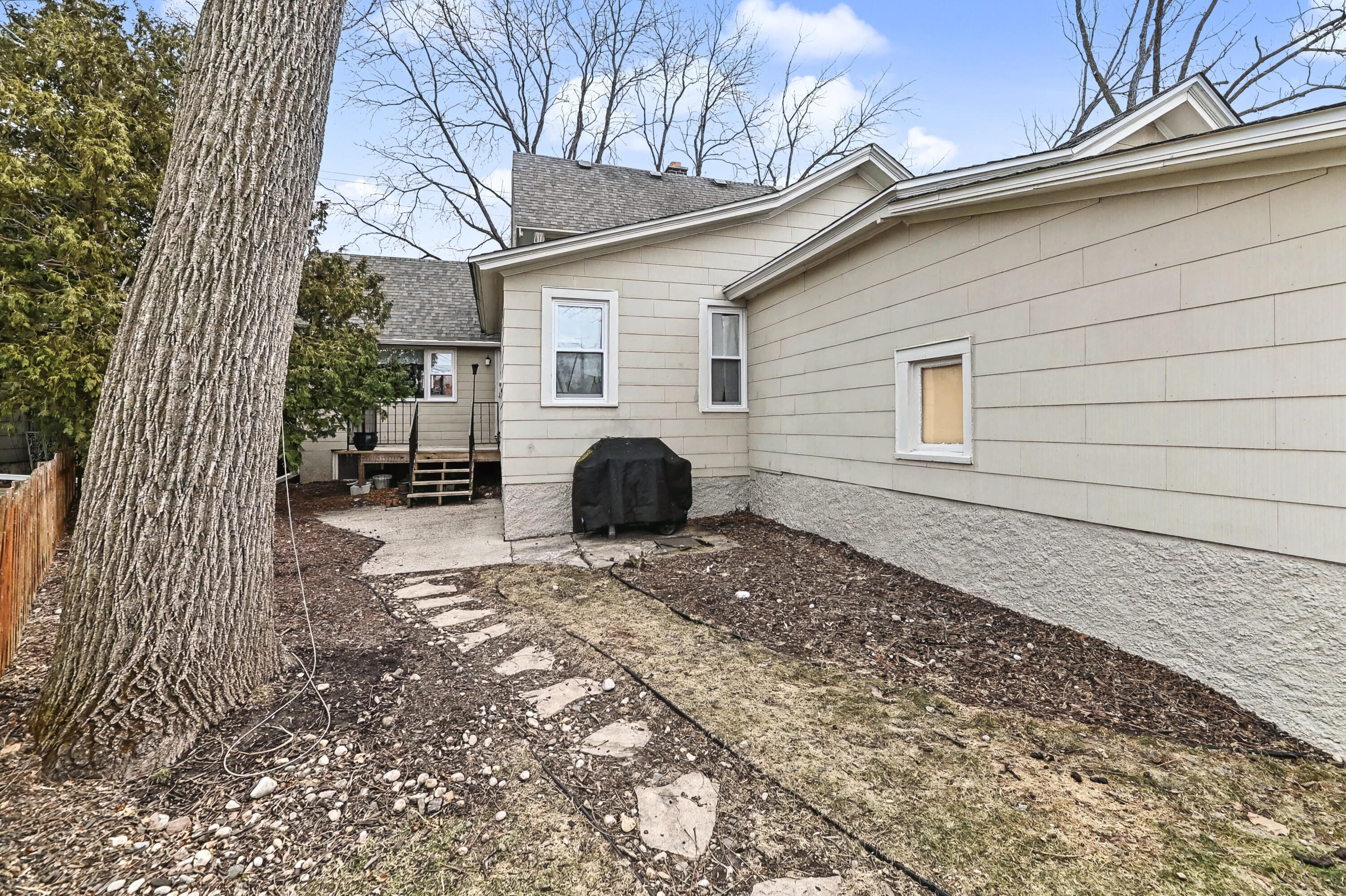 127 Clark Street Pewaukee, WI 53072 - Photo 20 of 38 Unit 1-Backyard