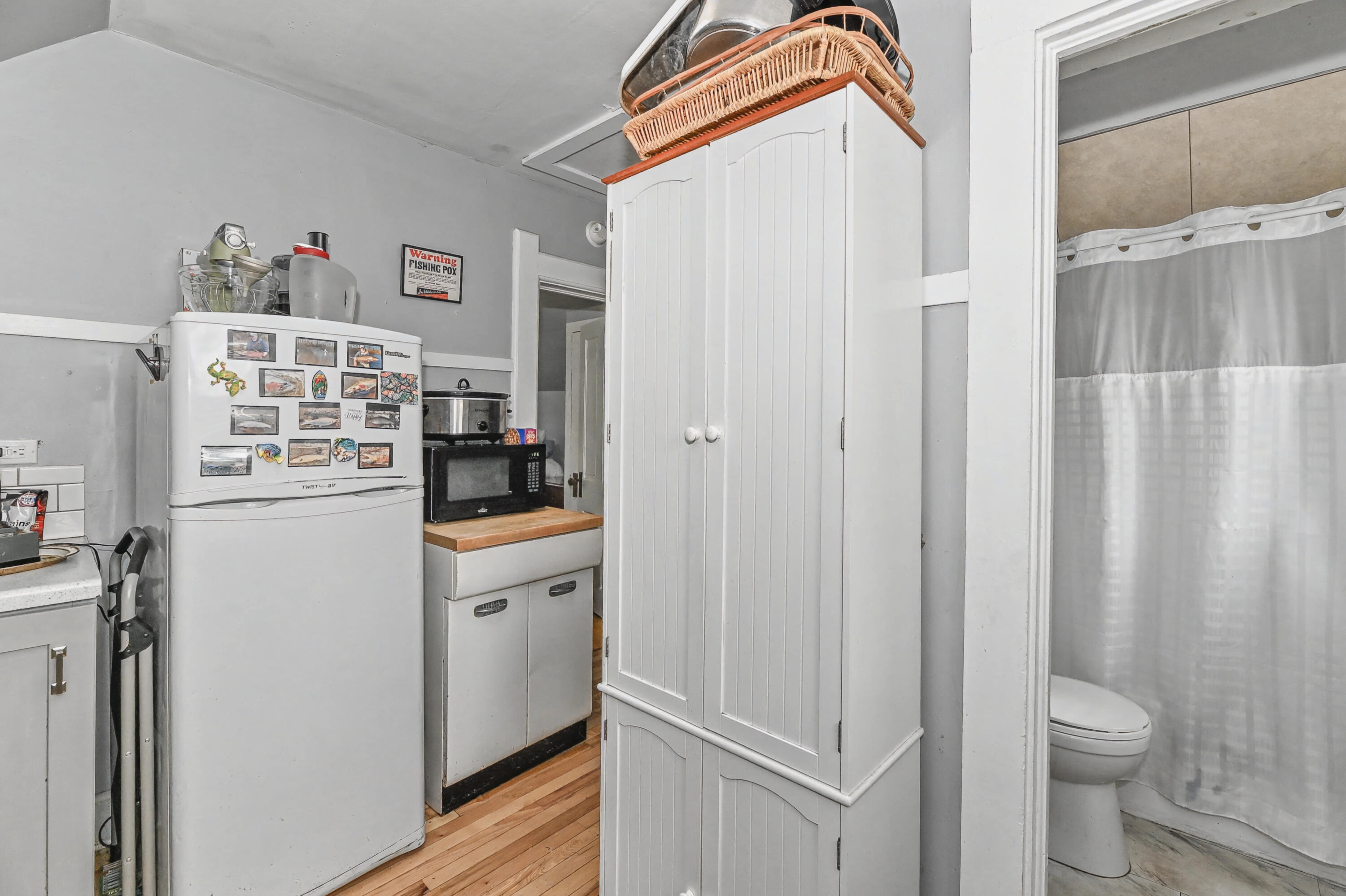 127 Clark Street Pewaukee, WI 53072 - Photo 23 of 38 Unit 2 Kitchen