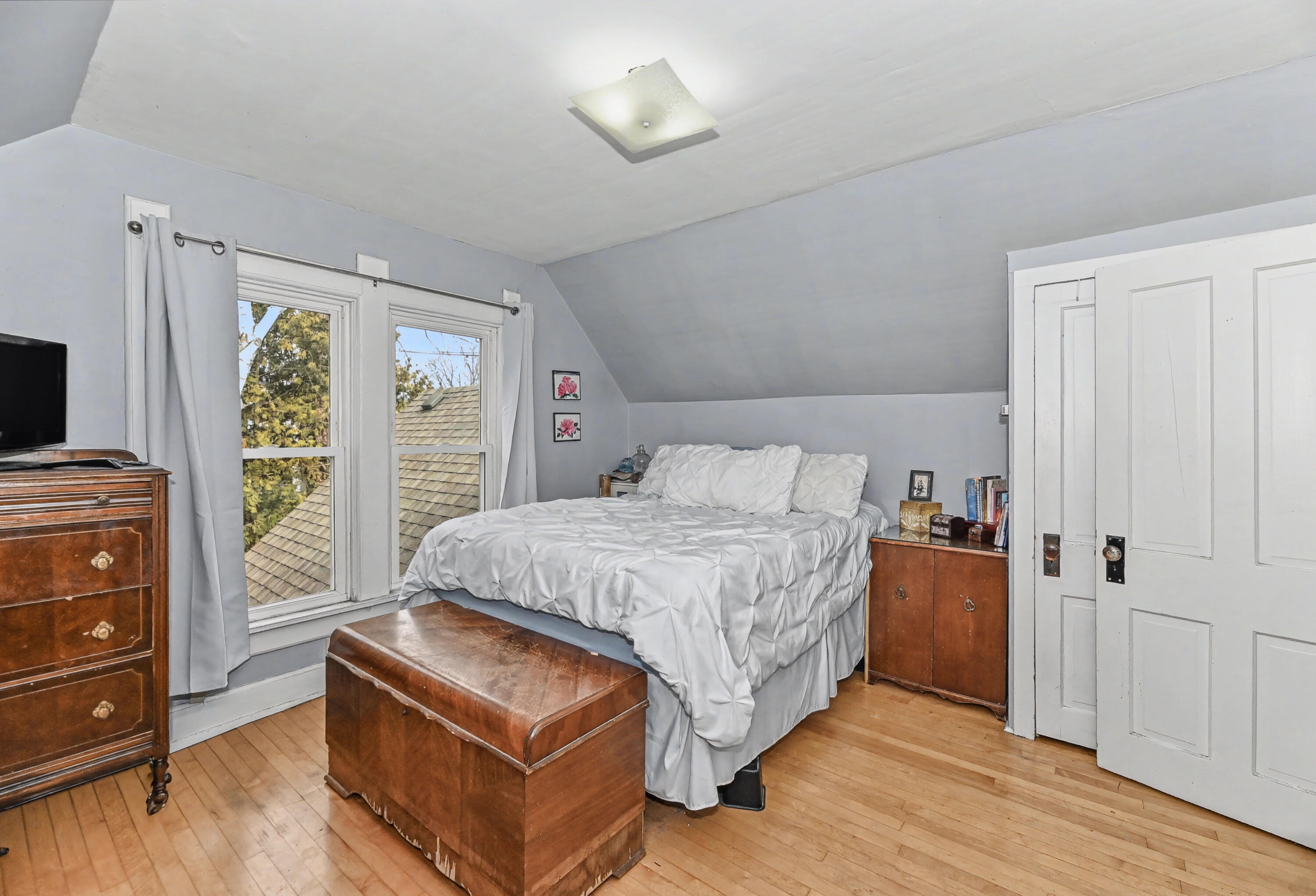 127 Clark Street Pewaukee, WI 53072 - Photo 28 of 38 Unit 2 Bedroom