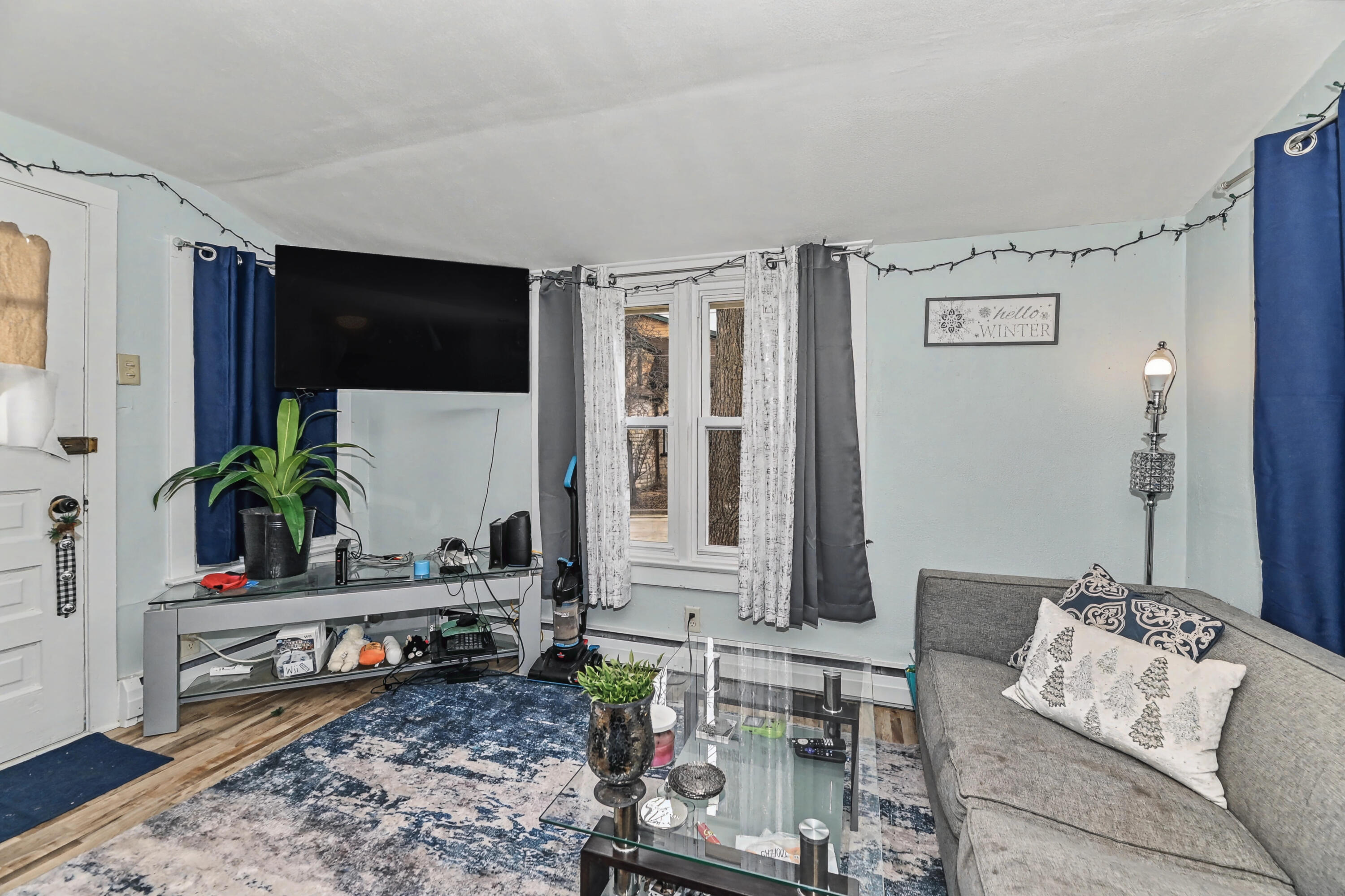 127 Clark Street Pewaukee, WI 53072 - Photo 31 of 38 Unit 3-Living Room