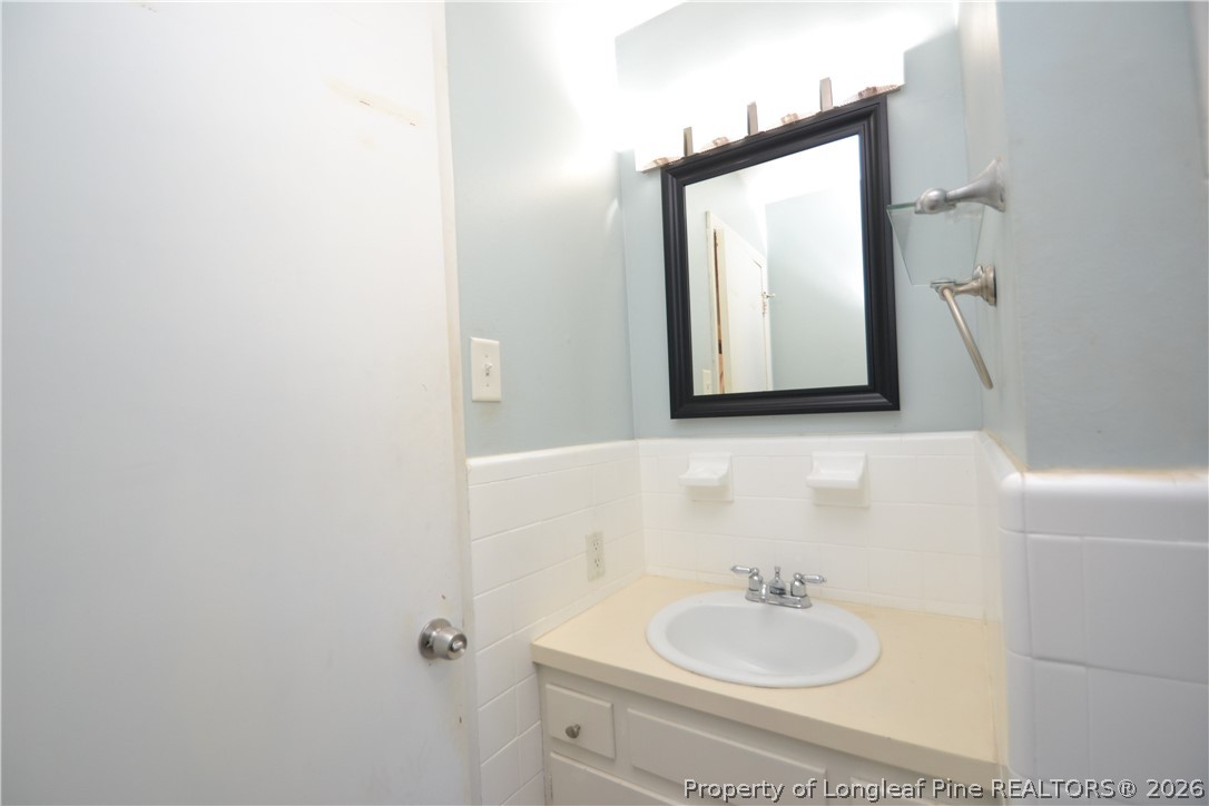5133 Lundy Drive Raleigh, NC 27606 - Photo 18 of 31