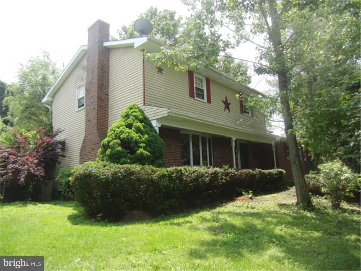 117 Hunter Forge Road Barto, PA 19504 - Photo 2 of 25 Gallery Image 2