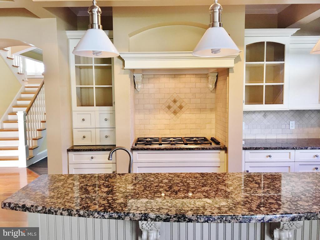 19 Windsor Lane Lititz, PA 17543 - Photo 8 of 35