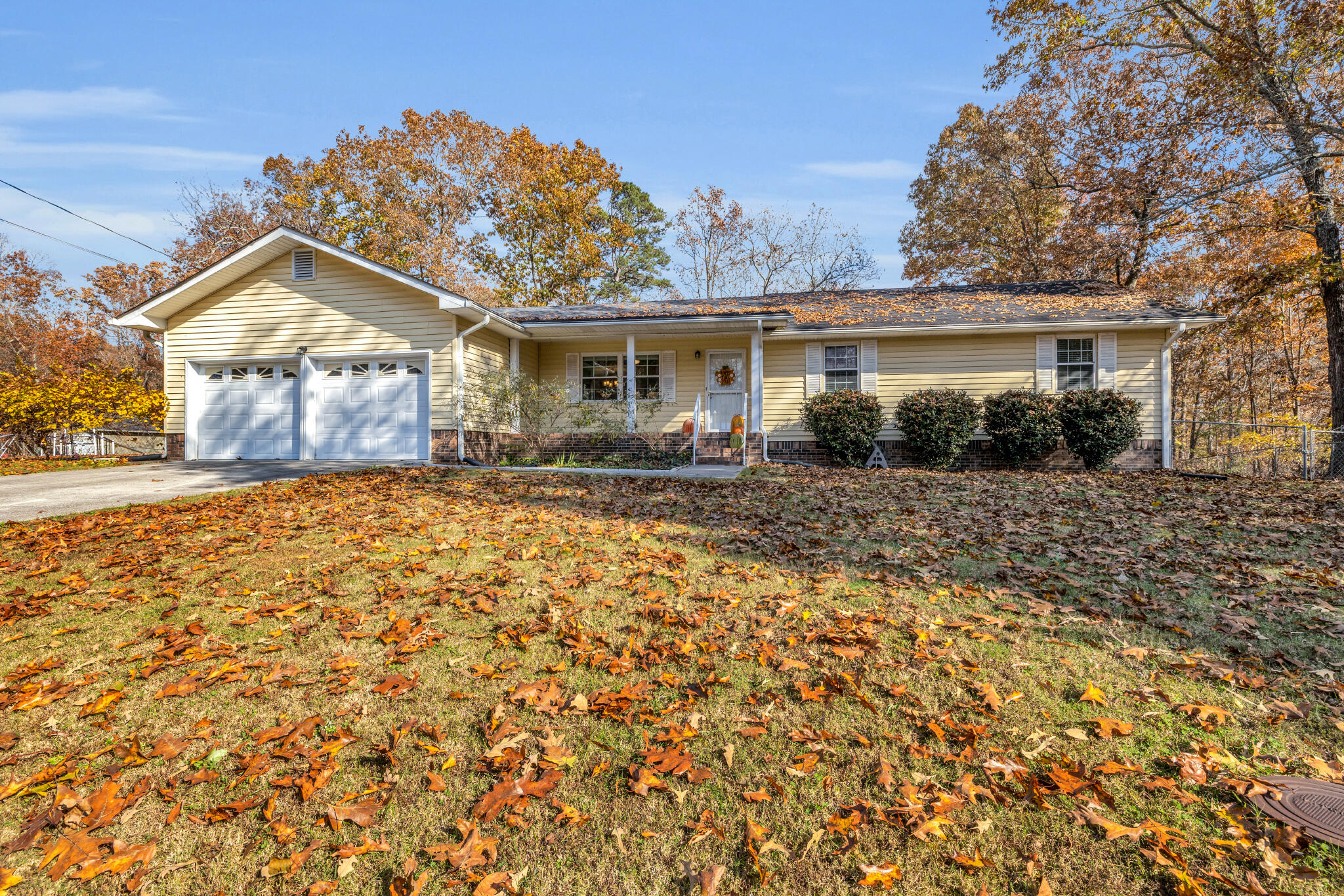 9420-9422 West Ridge Trail Road, Unit 44 & 45 Soddy-Daisy, TN 37379 - Photo 23 of 26 4T1A9046