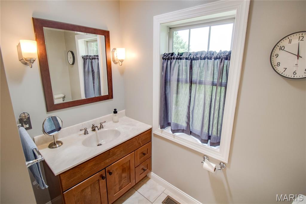 7721 Walsh Road Godfrey, IL 62035 - Photo 43 of 59 Gallery Image 43