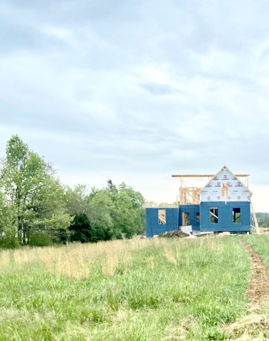 487 Norene Road Lebanon, TN 37090 - Photo 2 of 24 a view of a big yard with an ocean view