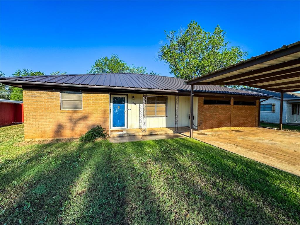 1705 North Ave G Haskell, TX 79521 - Photo 1 of 32