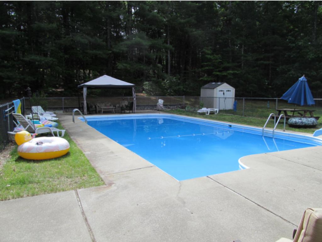 4 Hammar Road Nashua, NH 03062 - Photo 23 of 32