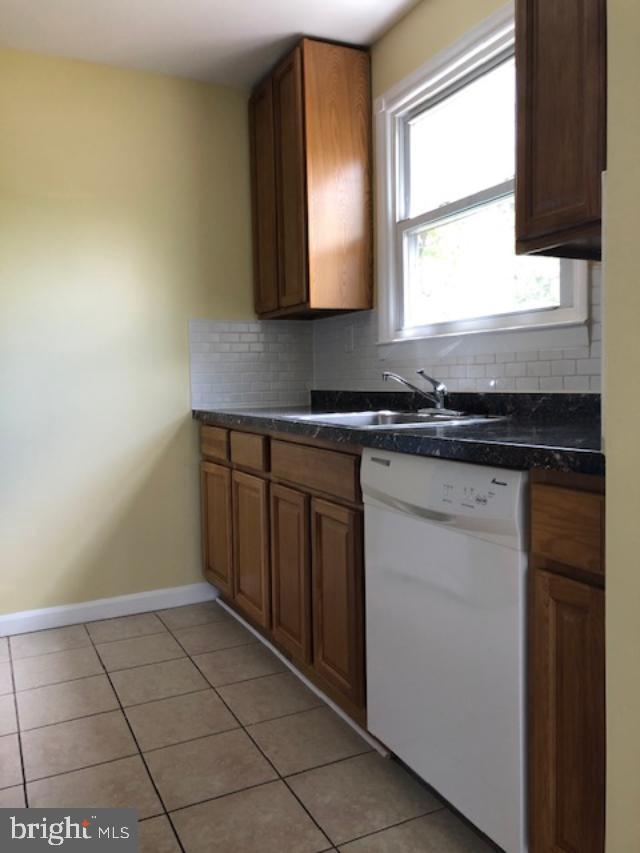 4919 Old Court Road Randallstown, MD 21133 - Photo 2 of 10 Updated kitchen