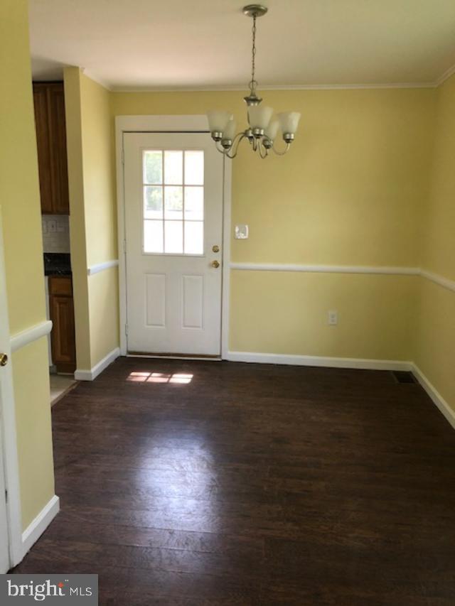 4919 Old Court Road Randallstown, MD 21133 - Photo 4 of 10 Dinig room