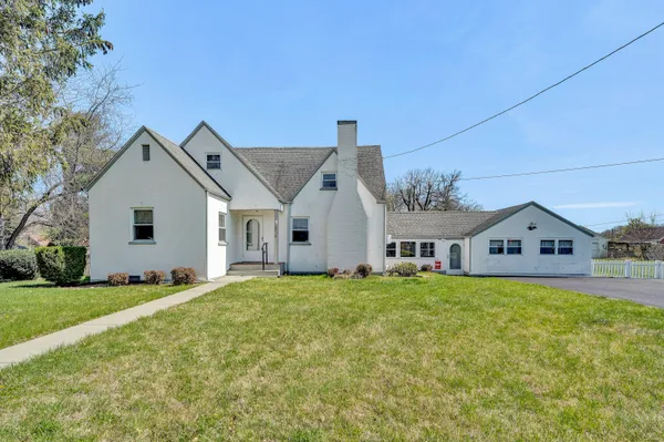 $399,900 | 1508 Orchard Drive, Salem, VA 24153