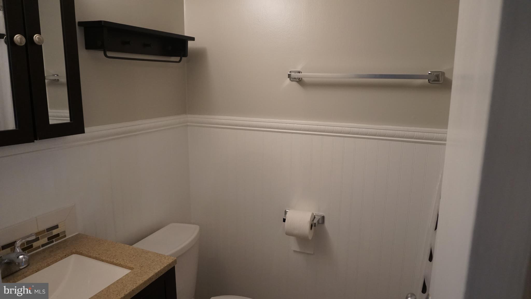 2214 Castle Rock Square, Unit 2B Reston, VA 20191 - Photo 18 of 26 Master with Stand Up Shower