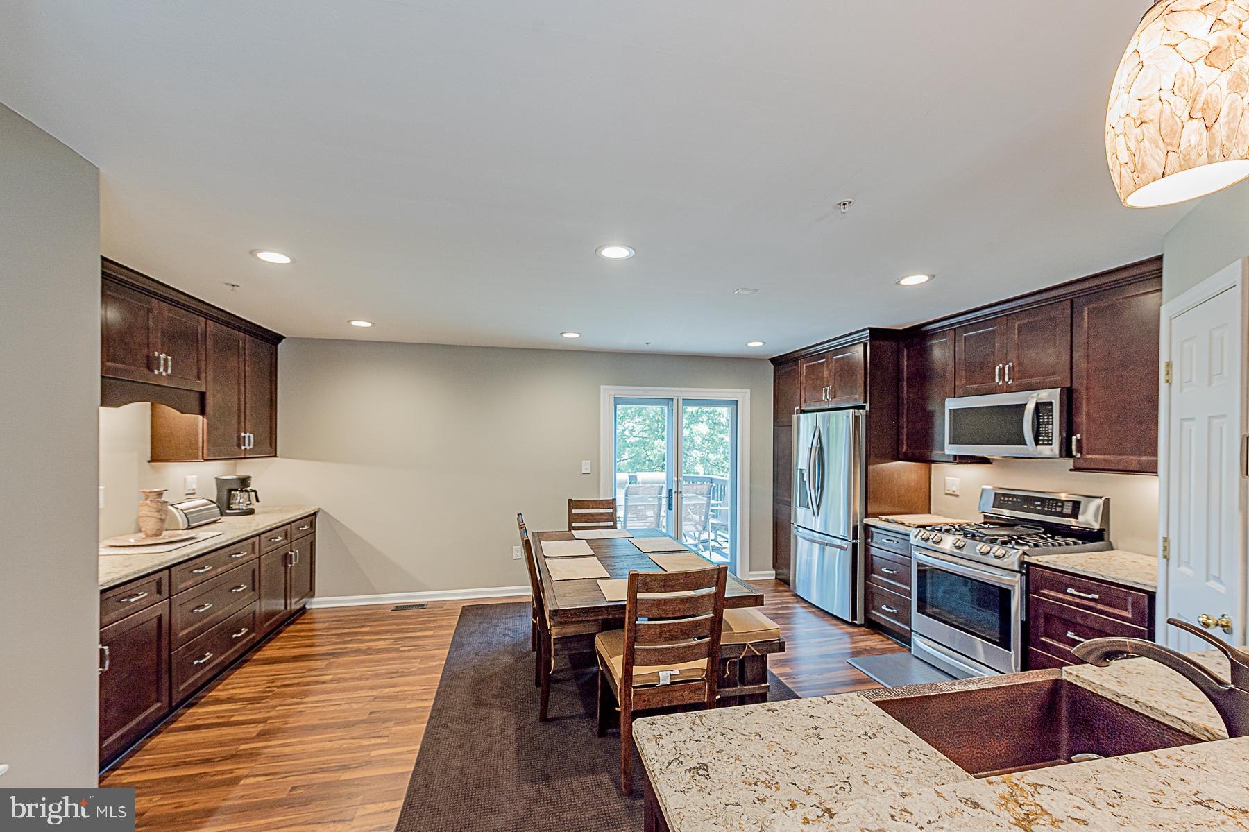 9526 Branchleigh Road Randallstown, MD 21133 - Photo 17 of 44 WOW!!!! Look at this kitchen!!