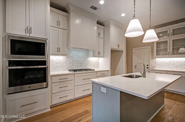 $359,900 | 117 Southern Oak Way, Unit LOT 51, Canton, MS 39046