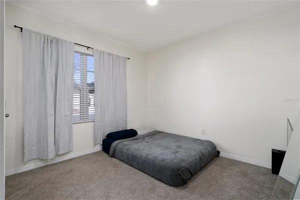 $355,000 | 955 Bear Hammock Drive, Umatilla, FL 32784