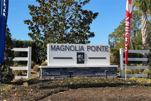 $355,000 | 955 Bear Hammock Drive, Umatilla, FL 32784