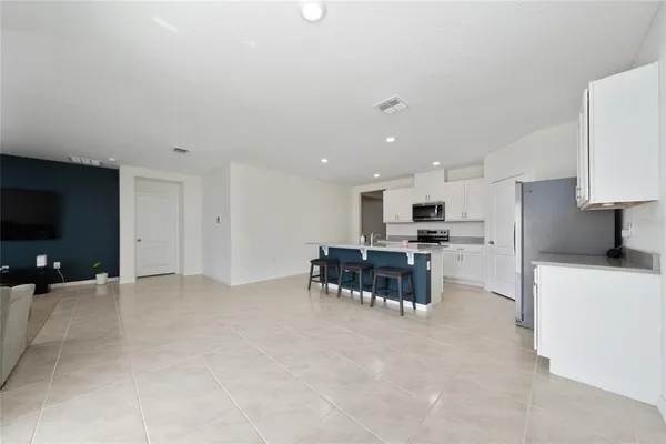 $355,000 | 955 Bear Hammock Drive, Umatilla, FL 32784