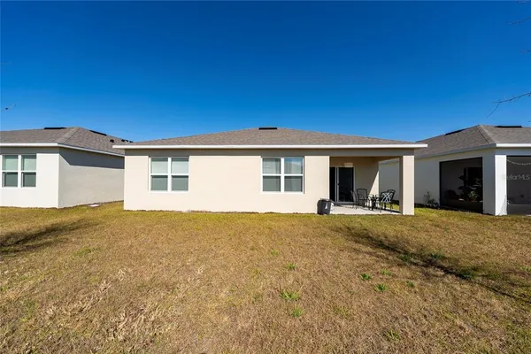 $355,000 | 955 Bear Hammock Drive, Umatilla, FL 32784