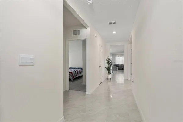 $355,000 | 955 Bear Hammock Drive, Umatilla, FL 32784