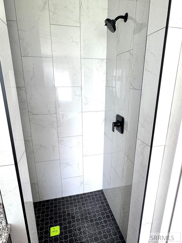 44 North Currant Lane Rigby, ID 83442 - Photo 18 of 33 Primary Bathroom