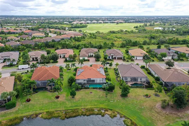 $1,395,000 | 16305 Castle Park Terrace, Lakewood Ranch, FL 34202