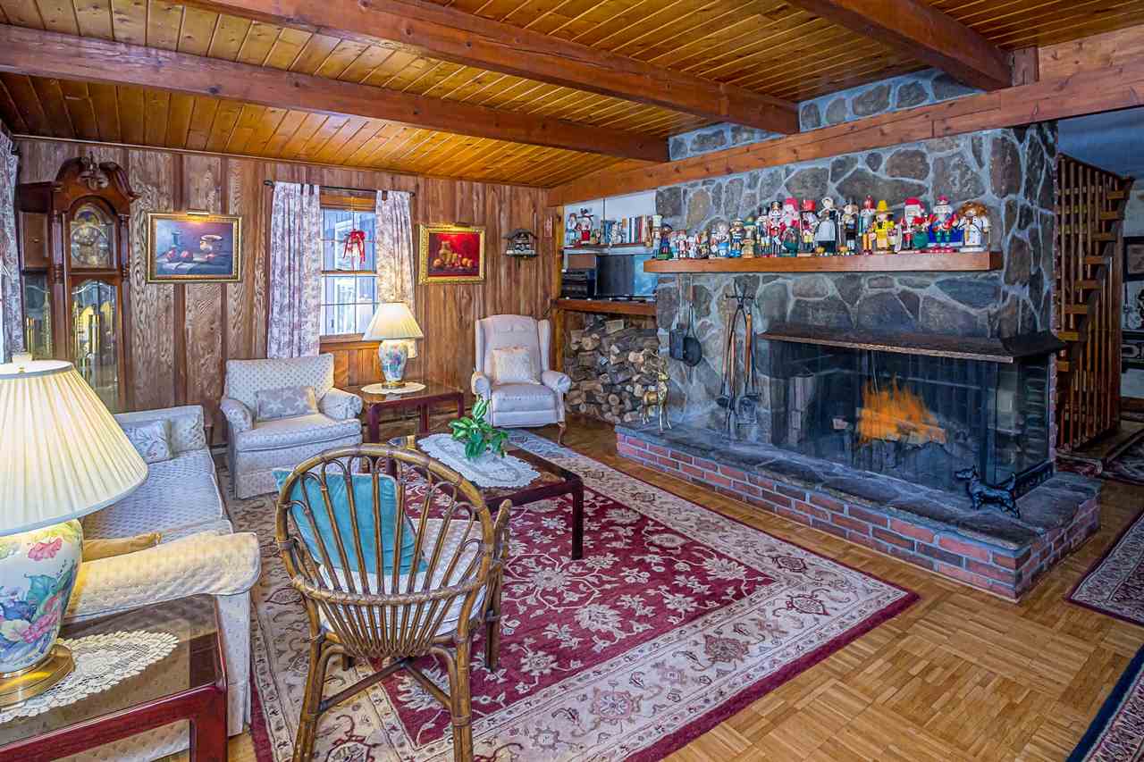 113 Dorr Fitch Road West Dover, VT 05356 - Photo 2 of 14