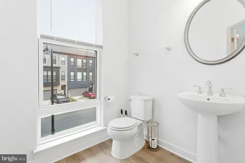 $599,000 | 614 Glenn Lk Drive, Bowie, MD 20716