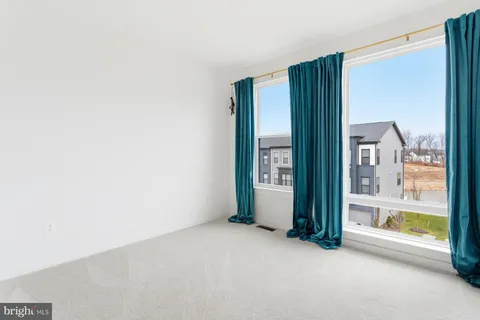 $599,000 | 614 Glenn Lk Drive, Bowie, MD 20716