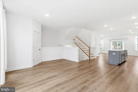 $599,000 | 614 Glenn Lk Drive, Bowie, MD 20716