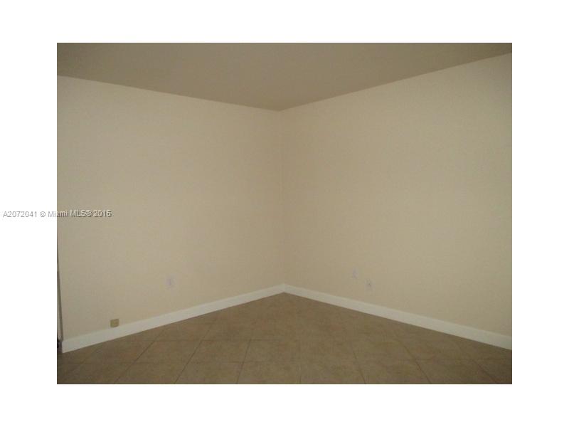 6433 Windmill Gate Road, Unit 6433 Miami Lakes, FL 33014 - Photo 11 of 16 Exterior Front