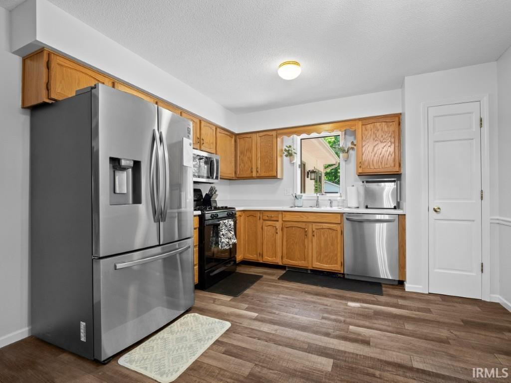 9731 Mariners Ridge Drive Fort Wayne, IN 46819 - Photo 18 of 35