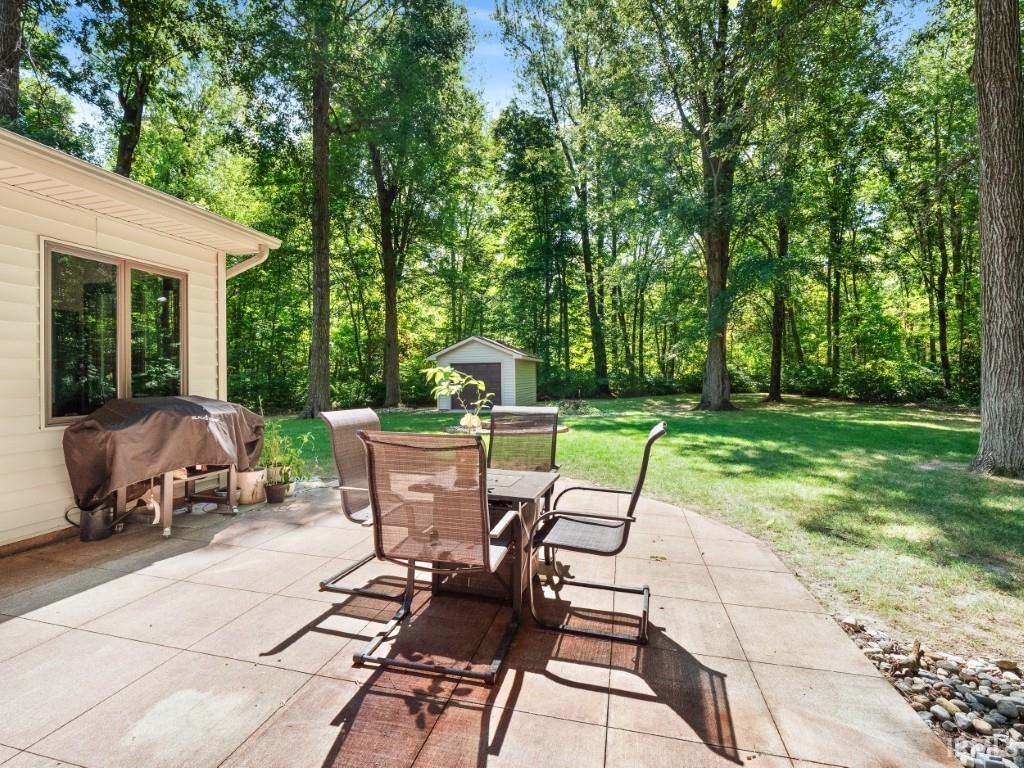 9731 Mariners Ridge Drive Fort Wayne, IN 46819 - Photo 5 of 35