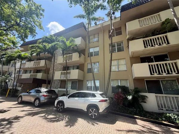 $269,000 | 1800 Sans Souci Boulevard, Unit 239, North Miami, FL 33181