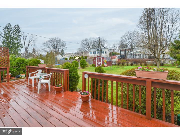 109 Lyster Road Oreland, PA 19075 - Photo 22 of 24 Deck