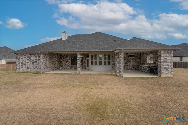 $684,000 | 116 Vista De Luna Lane, Belton, TX 76513