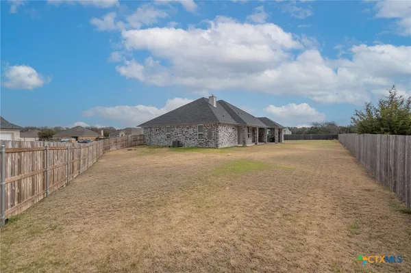 $684,000 | 116 Vista De Luna Lane, Belton, TX 76513