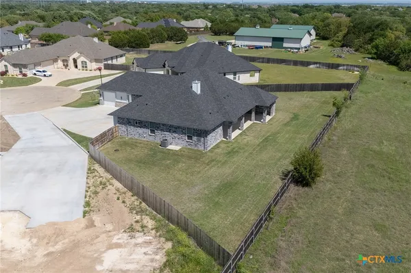 $684,000 | 116 Vista De Luna Lane, Belton, TX 76513